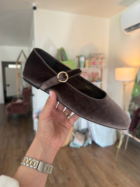 Annabelle ballet flats