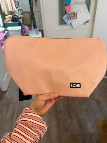 Vacationer Makeup Bag
